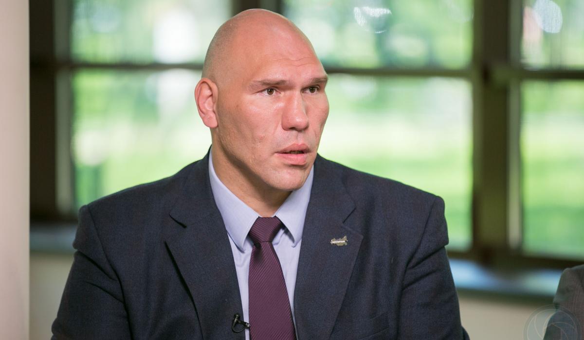 Николай Валуев