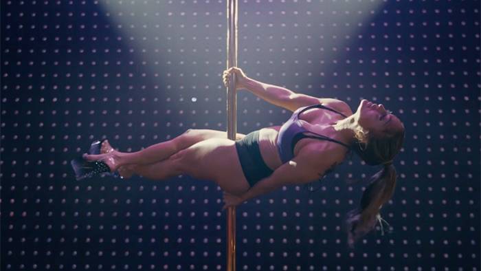 Что довелось пережить Джей Ло в фильме "стриптизерши"